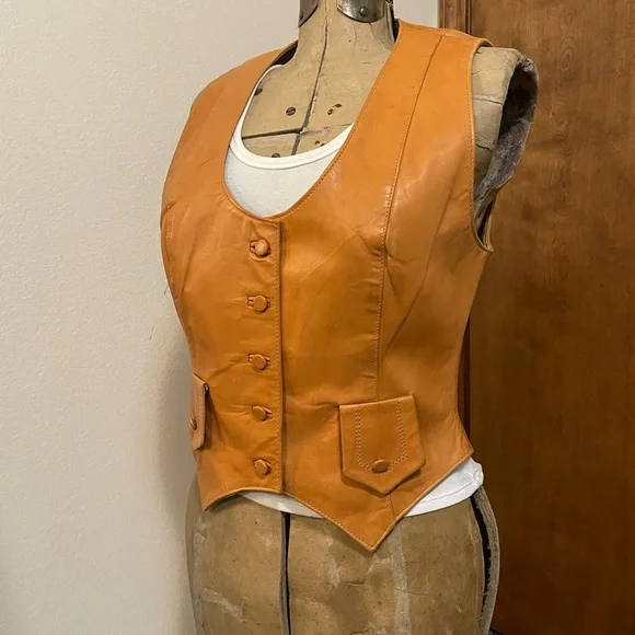 Vintage Karen Silton Suede Tan Vest - Picture 6 of 11